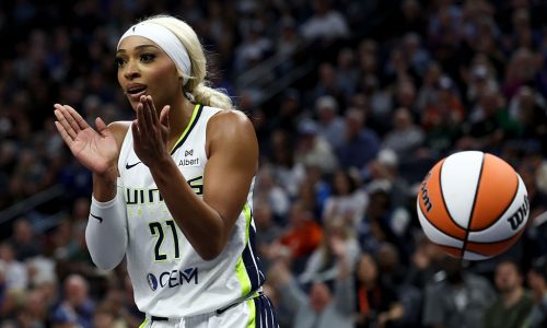 Lynx acquire defensive demon DiJonai Carrington in deal with Dallas