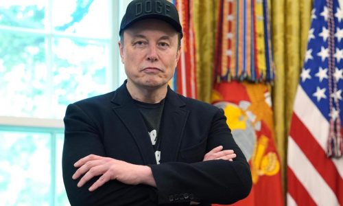 Miffed Musk plans Apple lawsuit