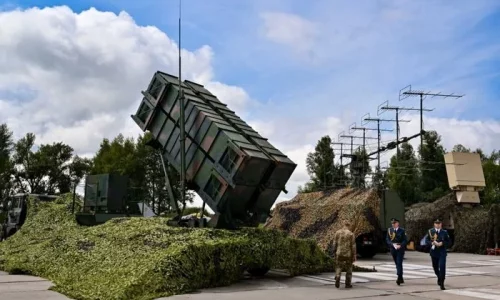 US Greenlights $330 Million Sale of Starlink Services, Patriot Support to Ukraine