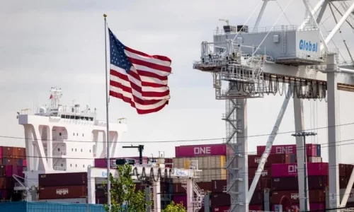US Tariffs Deliver Record $30 Billion in August, Deficit Outlook Brightens