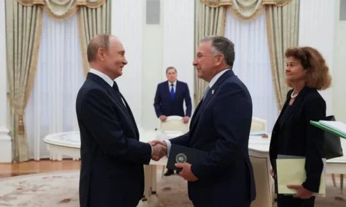 Witkoff Meets Putin as Trump’s Ukraine War Deadline Looms