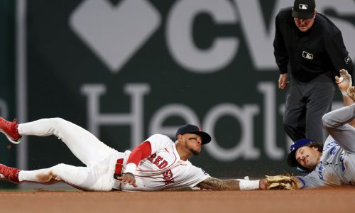 Red Sox lineups: Star outfield defender playing second again