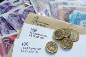 Self-employed Britons face fines of up to £900 under new HMRC quarterly tax rules
