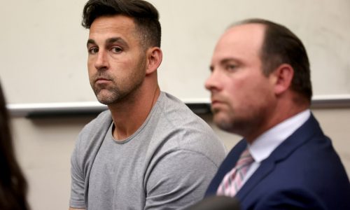 Howie Carr: Boston Fire lieutenant’s arraignment a crack in Norfolk County hackerama