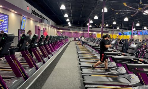 Gym chain to celebrate first Rosemount location