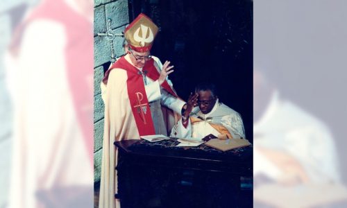 Today in History: September 7, Anglican church elevates Bishop Desmond Tutu