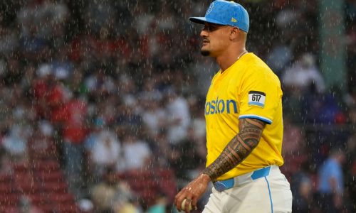 Red Sox place left-hander on injured list, recall Chris Murphy