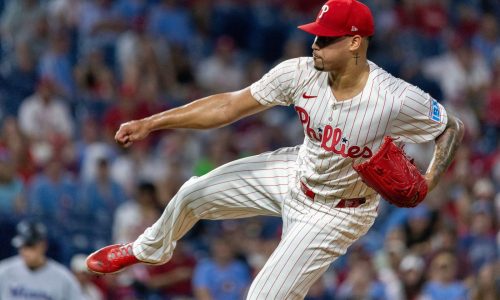 Traded former Twins Jhoan Duran, Harrison Bader thriving in Philadelphia