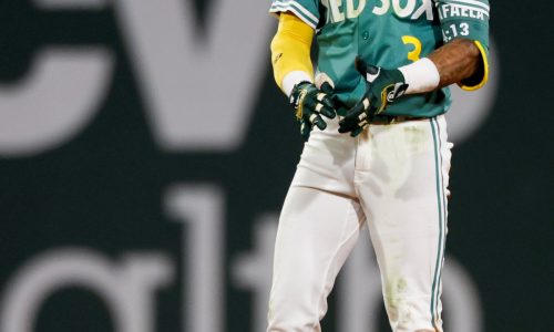 Rafaela’s walk-off triple clinches first Red Sox postseason spot since 2021