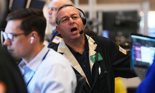 Wall Street drifts as it hits a lull following its big rally