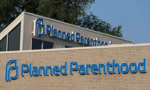 Appeals Court Rules Trump Admin Can Halt Planned Parenthood’s Medicaid Funding