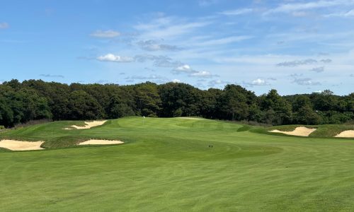 Tee Thursday: Bayberry Hills offers different flavor