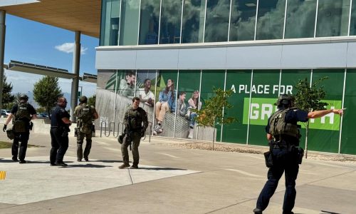 Politicians who have experienced violence react to Charlie Kirk shooting