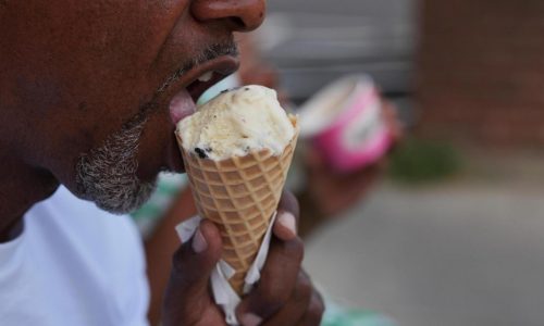 As world gets hotter, Americans are turning to more sugar, study finds