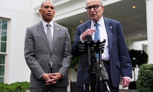 US government on brink of first shutdown in almost 7 years amid partisan standoff in Congress