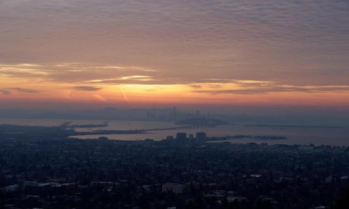 4.3 magnitude earthquake jolts the San Francisco Bay Area and people report feeling a sharp shake