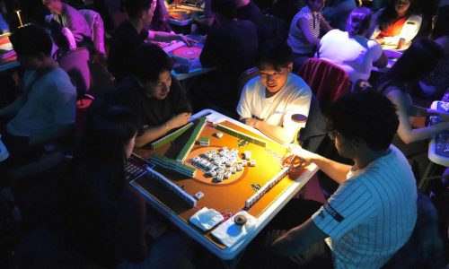 Mahjong nights draw young crowds to San Francisco bars and restaurants