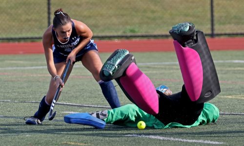 Sandwich claims narrow field hockey victory over rival Monomoy