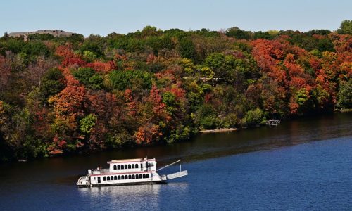 Minnesota DNR says ‘There should be plenty of beautiful foliage to enjoy’ this fall