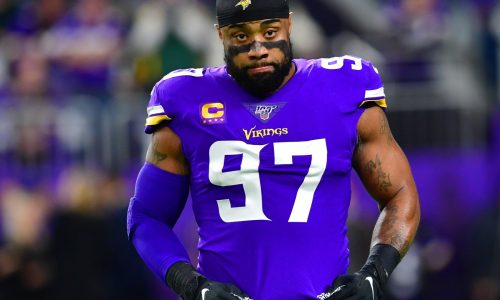Ex-Viking Everson Griffen cited for allegedly driving 130 mph on I-494