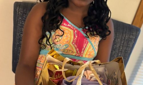 Looking for a mentor: Ava