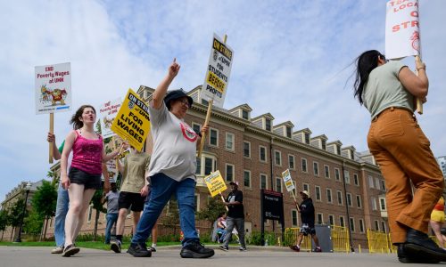 University of Minnesota and Teamsters reach tentative deal, Farm Aid concert is on