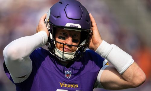 Vikings-Steelers picks: Why our staff thinks Minnesota rolls