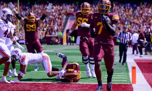 Gophers move to 2-0 with rout of Northwestern State