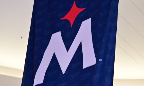 Twins’ win eliminates Texas from playoff chase