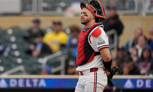 Twins keep Ryan Jeffers active and in limbo