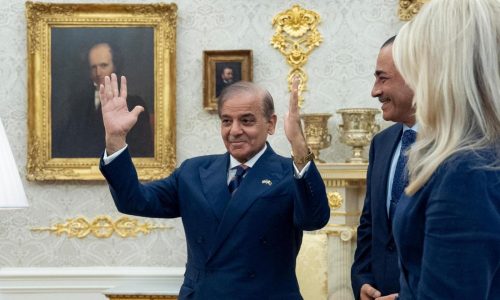 Trump holds talks with Pakistan’s prime minister in the latest sign of warming relations