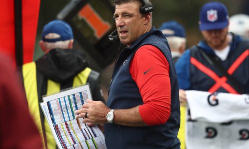 Mike Vrabel announces Patriots’ defensive play-caller vs. Dolphins