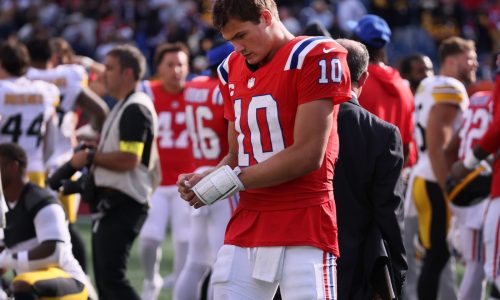 How Mike Vrabel evaluated Drake Maye’s interception in loss to Steelers