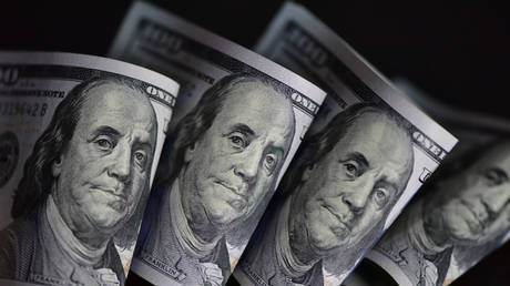 US dollar hits 30-year low in global foreign reserves – IMF