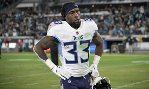 Patriots add two running backs, including ex-Titans veteran