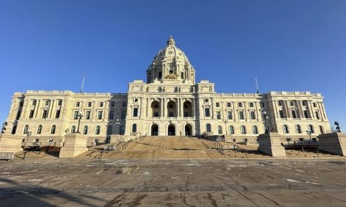 Minnesota’s federal workers plead for resolution of government shutdown