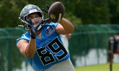 Mike Vrabel happy to reunite with former Titans tight end on Patriots