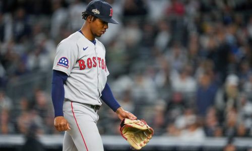 Red Sox manager says everyone will be available in bullpen for Game 3
