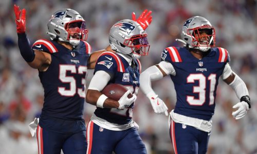 Patriots captain wins yet another NFL award after breakout month