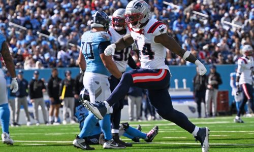Patriots pass rusher wins NFL award for big performance at Tennessee