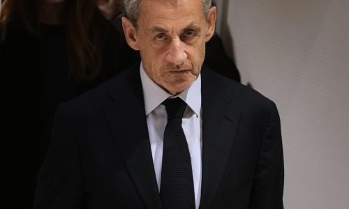 Frances’s Sarkozy to report to prison
