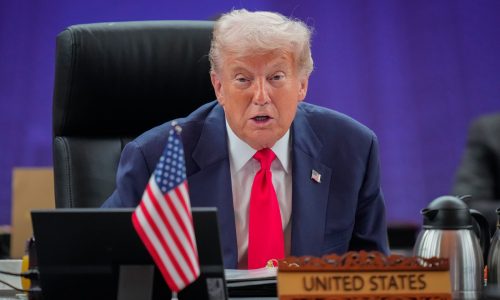 US, China say trade deal close