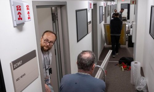 Journalists turn in access badges, exit Pentagon rather than agree to new reporting rules