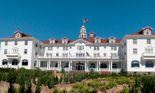 Check out these 5 haunted hotels across the U.S.