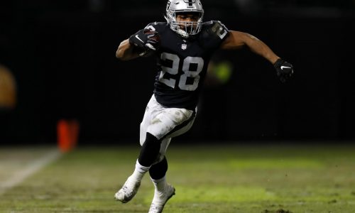 Ex-NFL running back Doug Martin dies in police custody, sources say