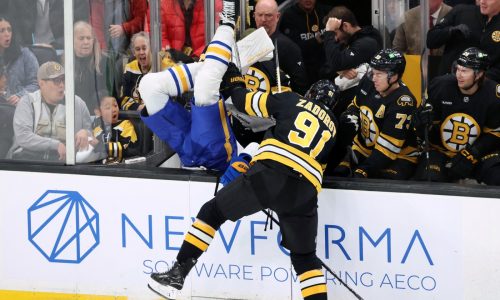 Undefeated Bruins hang on to beat Sabres, 3-1