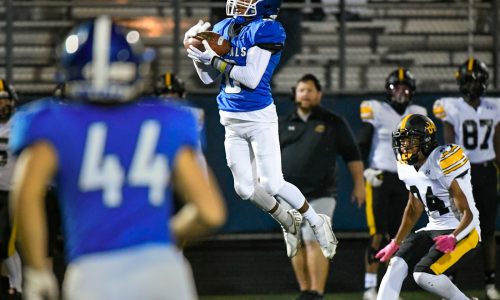 Woodbury’s Quentin Cobb-Butler playing big at WR for St. Thomas