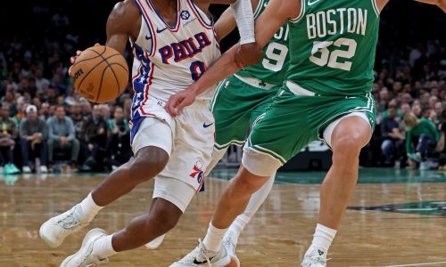 Celtics crumble late, blow double-digit lead in season-opening loss to 76ers