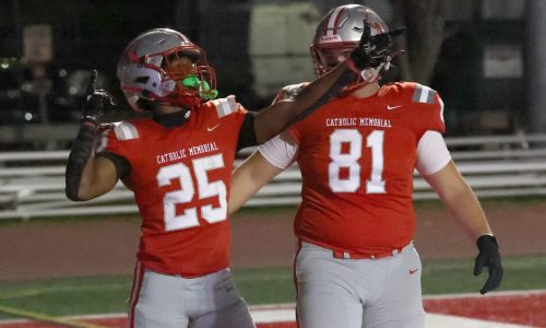 Catholic Memorial dominates Malden Catholic in first league game