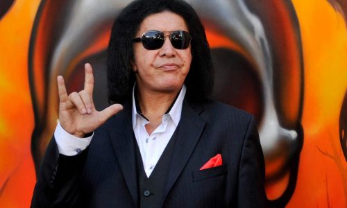 Kiss rocker Gene Simmons recovering after crashing SUV